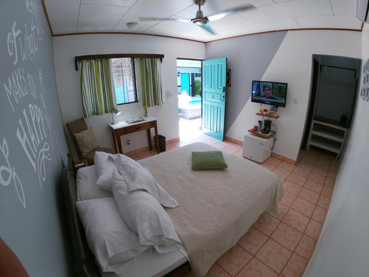 Hotel Perico Azul & Surf Camp Jacó Екстериор снимка